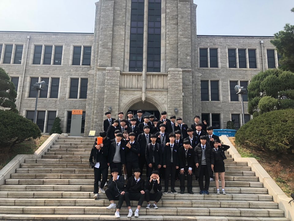 19년 3월 28일 관양고등학교